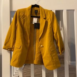 Mustard yellow blazer